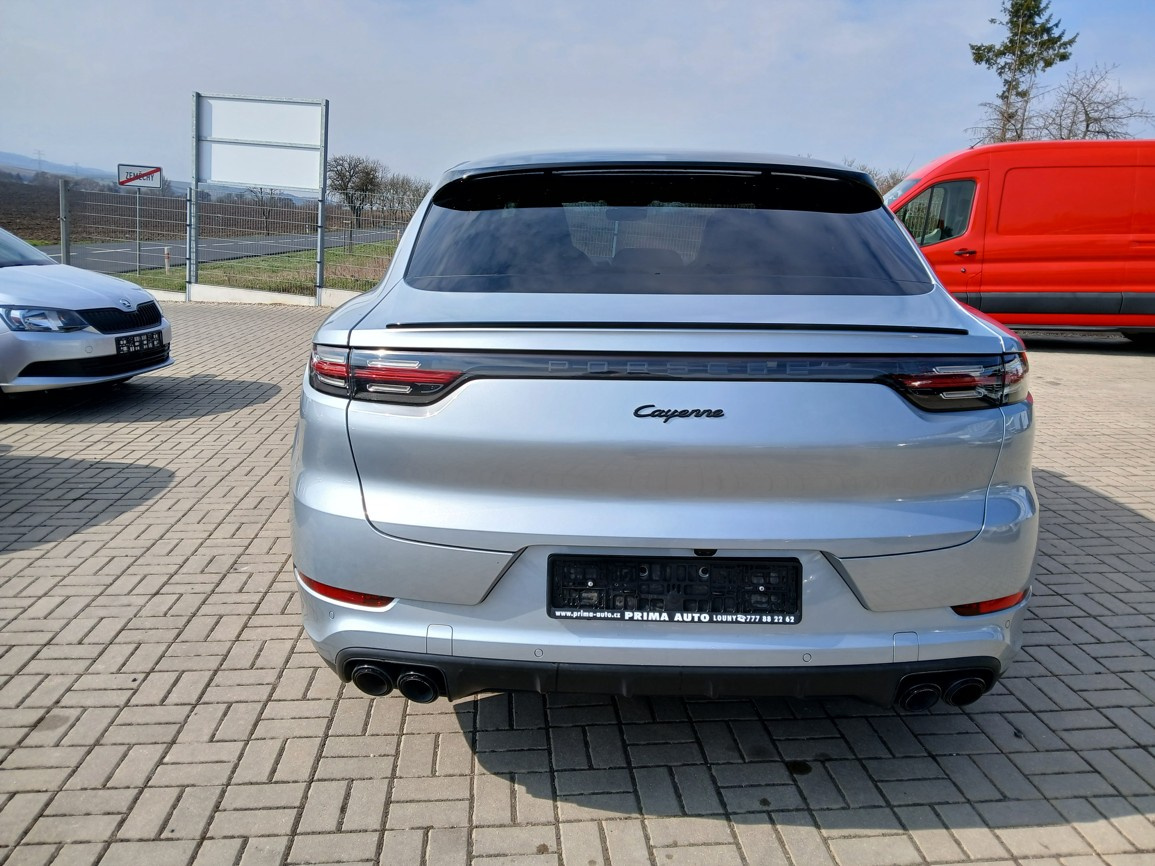 Porsche Cayenne E-Hybrid - 4