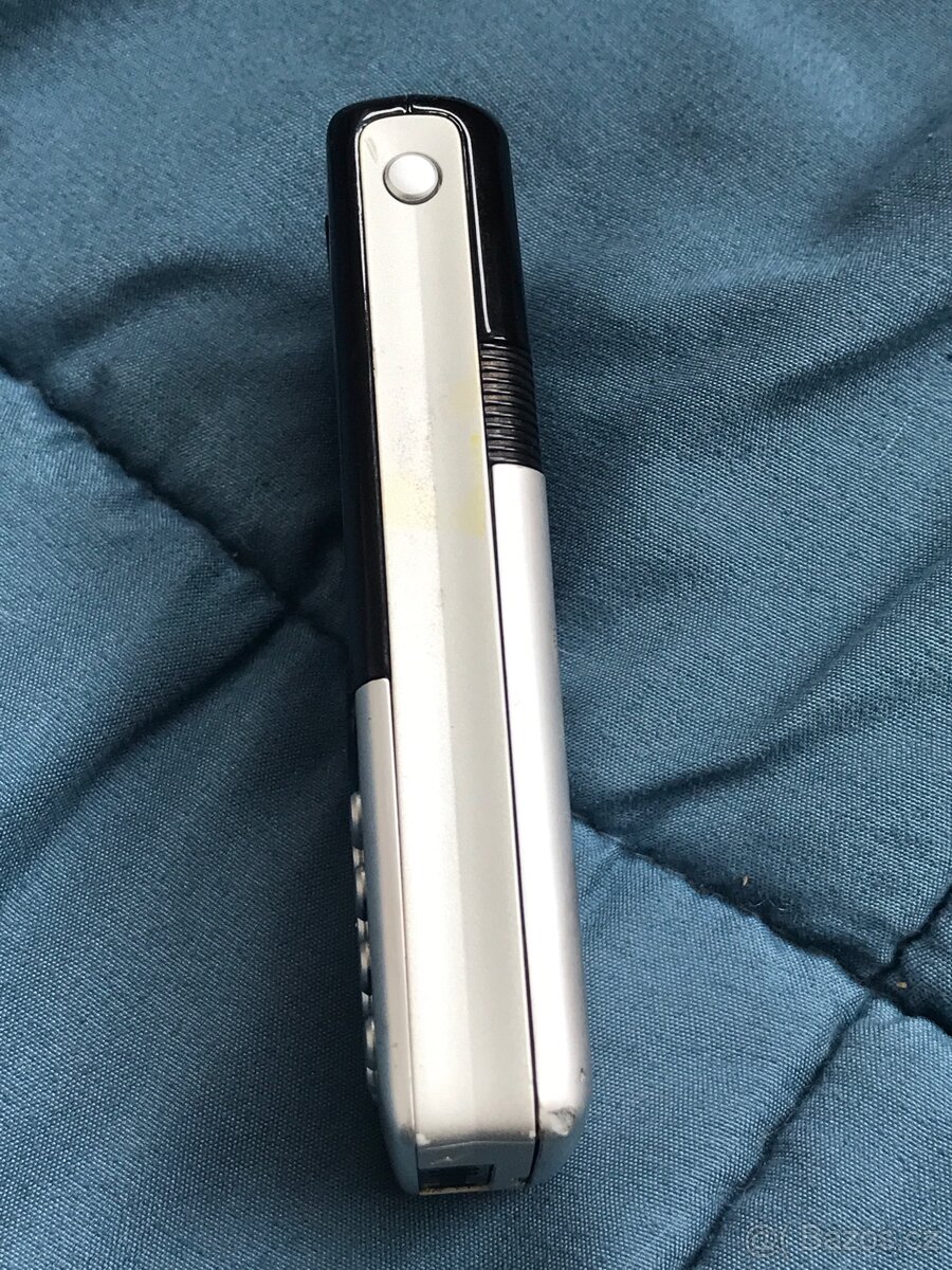 Sony Ericsson T610 + Nabíječka - 4