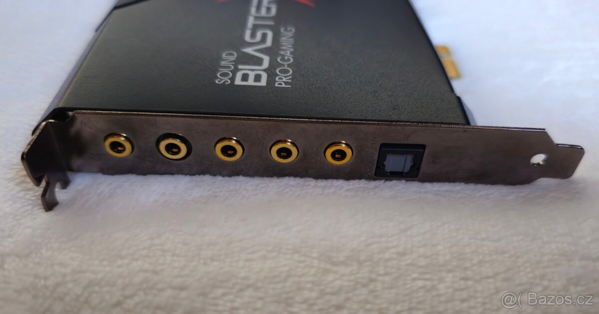 Creative Sound BlasterX AE-5 Plus - 4
