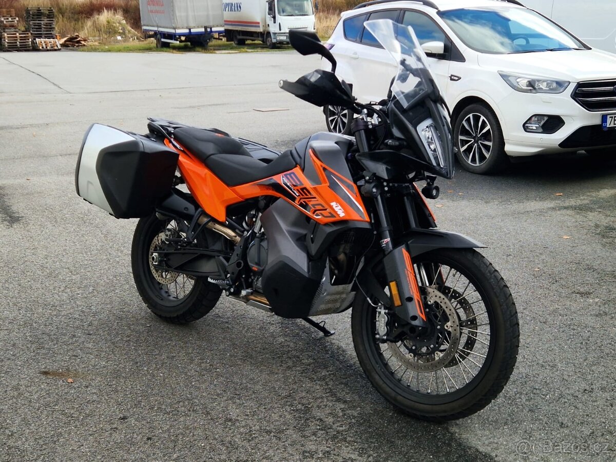 KTM 890 Adventure - 4
