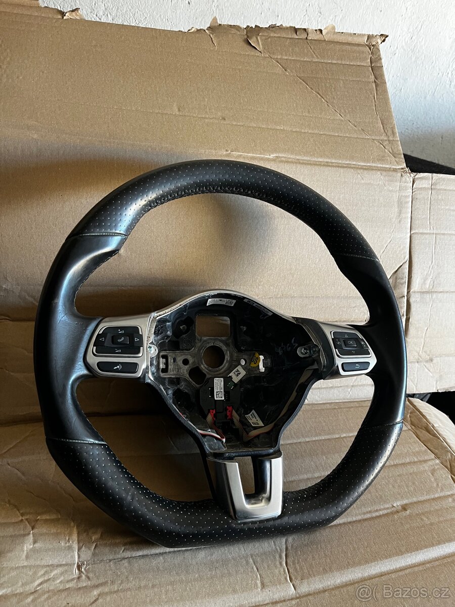 Originální multifunkční volant VW Scirocco + airbag, kůže - 4