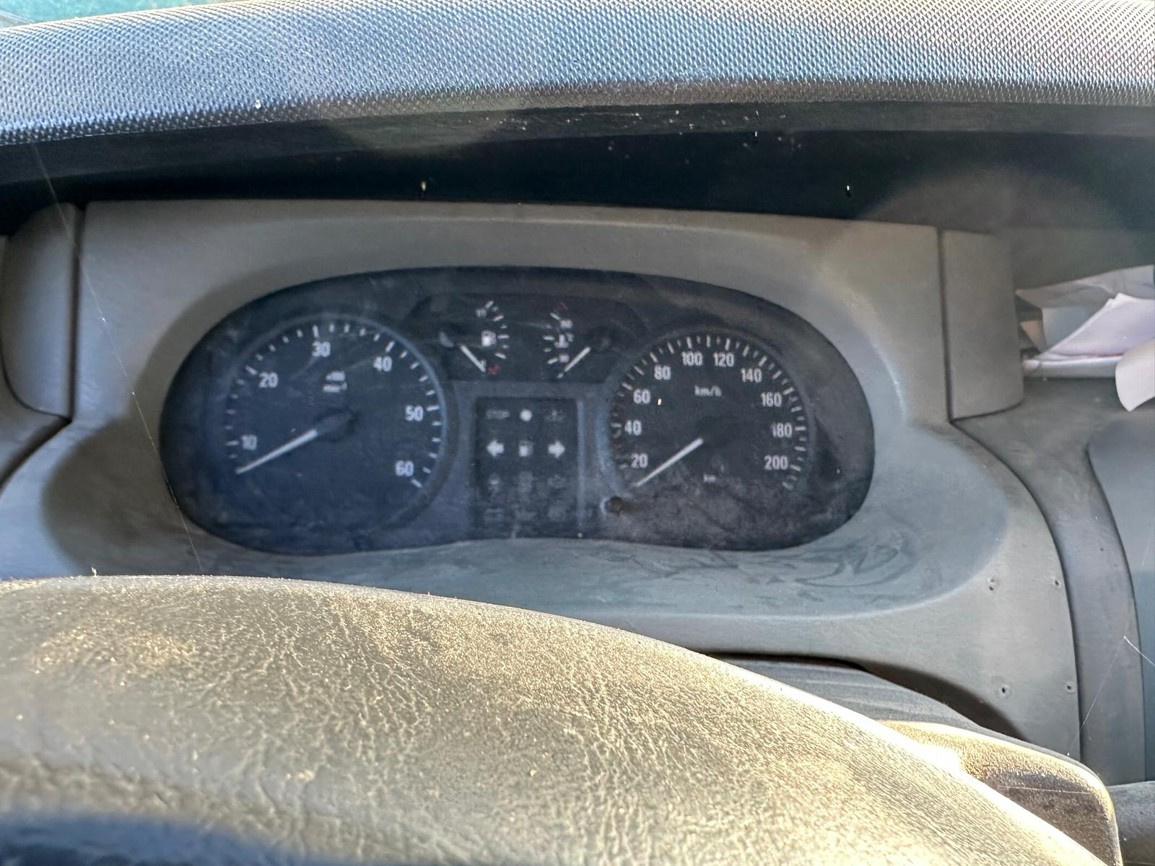 Nákladní automobil – Opel Vivaro - 4