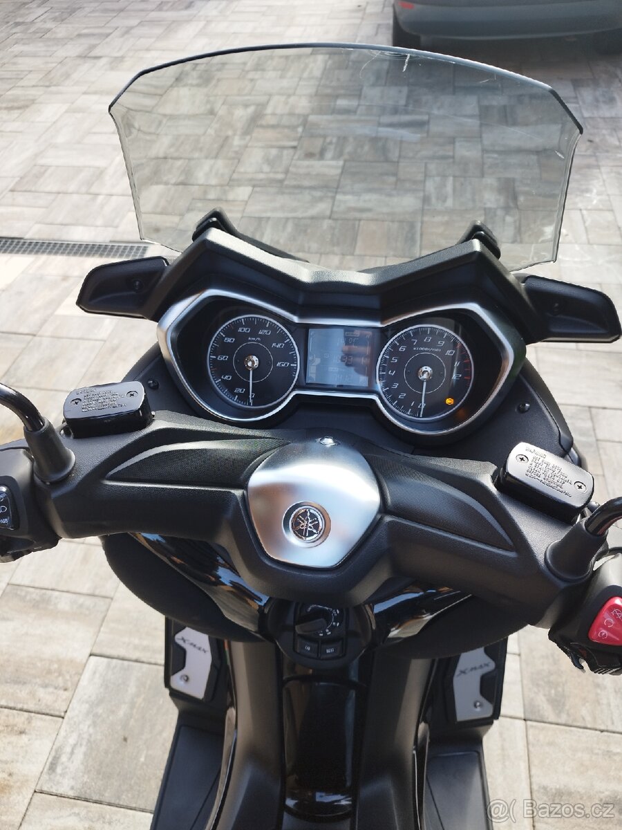 Yamaha xmax 125 - 4