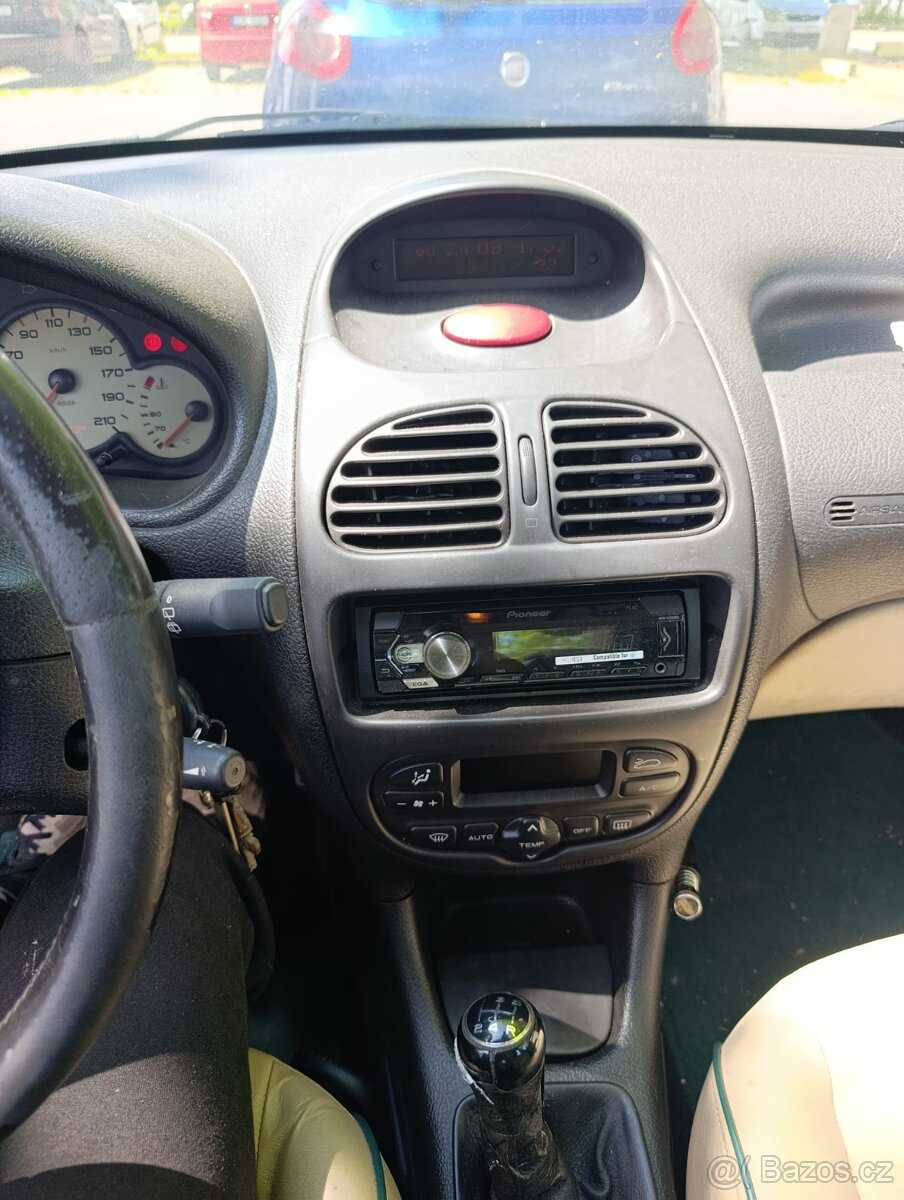Prodám Peugeot 206 - 4