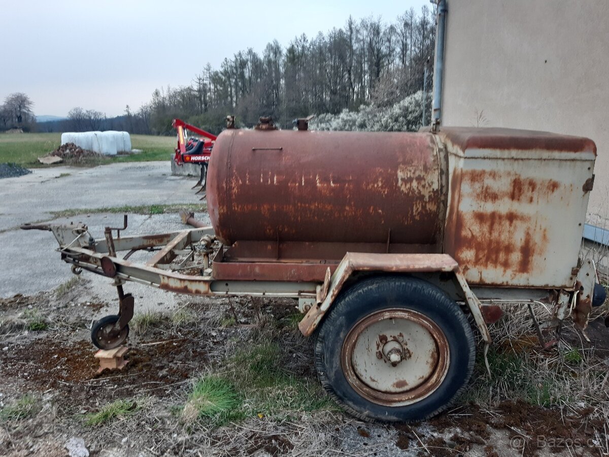 Tankovací vozík - 4