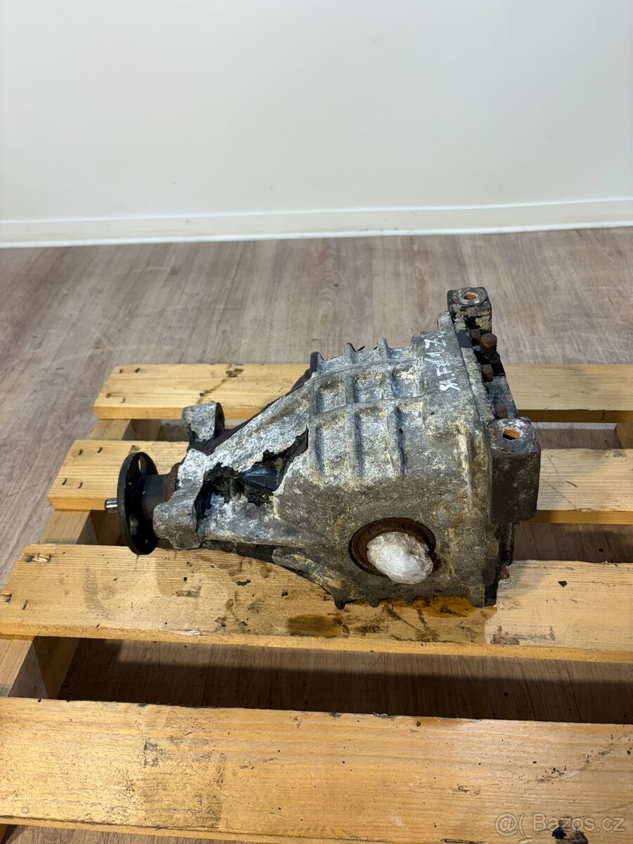 // Zadní Diferencial Hyundai Santa Fe 2.0 CRDI, 82.5kw // - 4