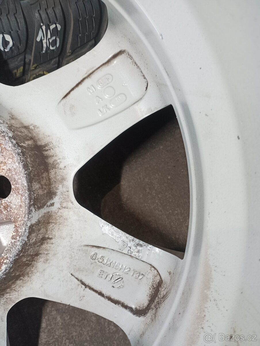 Prodám sadu 5x108 R16 pneu 235/70-16 - 4