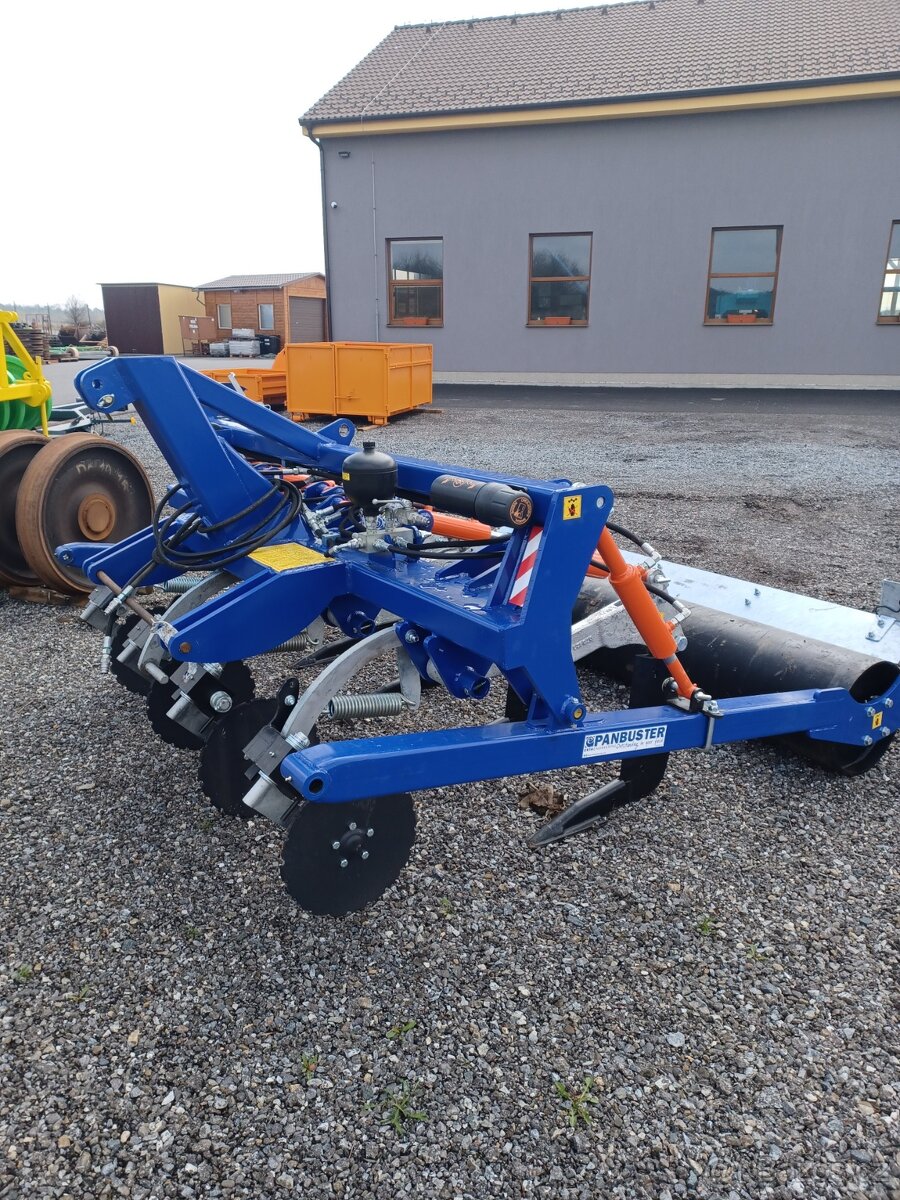 Hloubkový kypřič trvalých travních porostů - 4