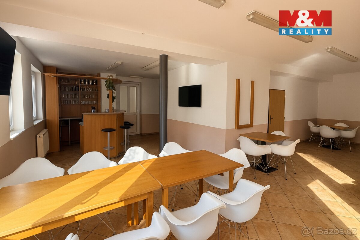 Prodej rodinného domu, 290 m², České Budějovice - 4