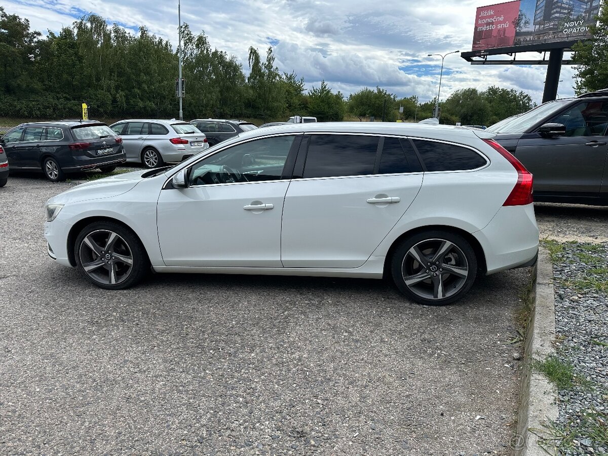 Volvo V60 2014 - 4