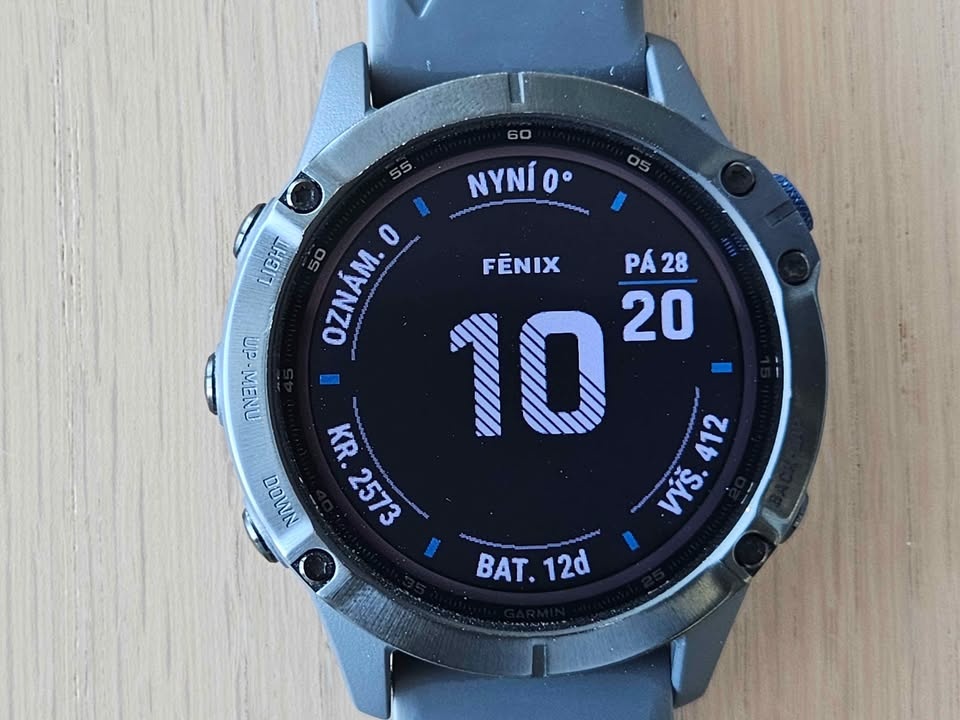 Garmin Fenix 6 Pro Solar (47mm) Černá s šedým páskem - 4