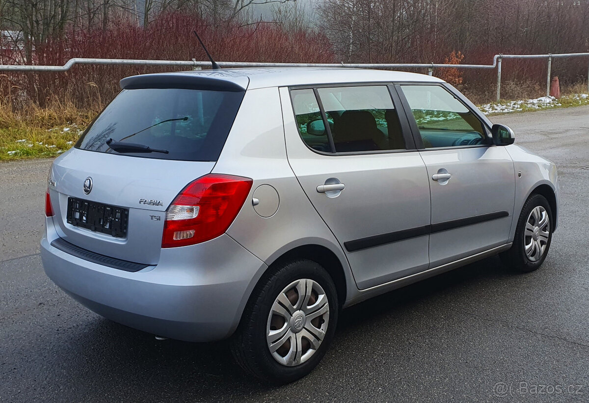 Škoda Fabia II 1.2TSi, 63kw., Ambition, 2014, Klima. - 4