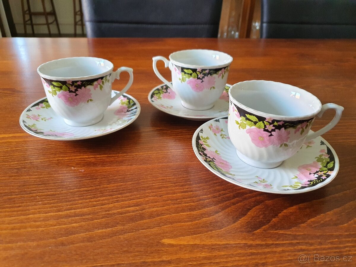 Sada šálků a podšálků - 4
