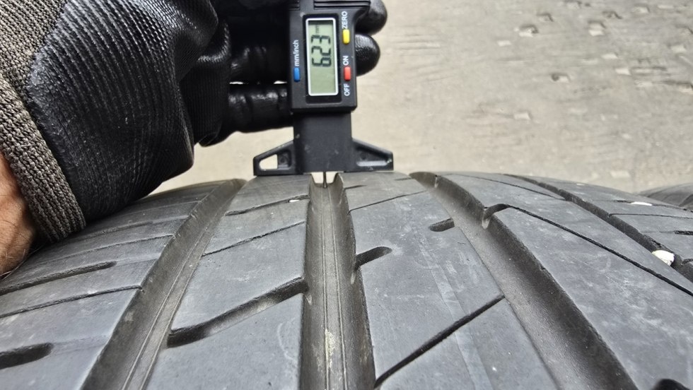 Letní pneu 235/55/18 Hankook - 4