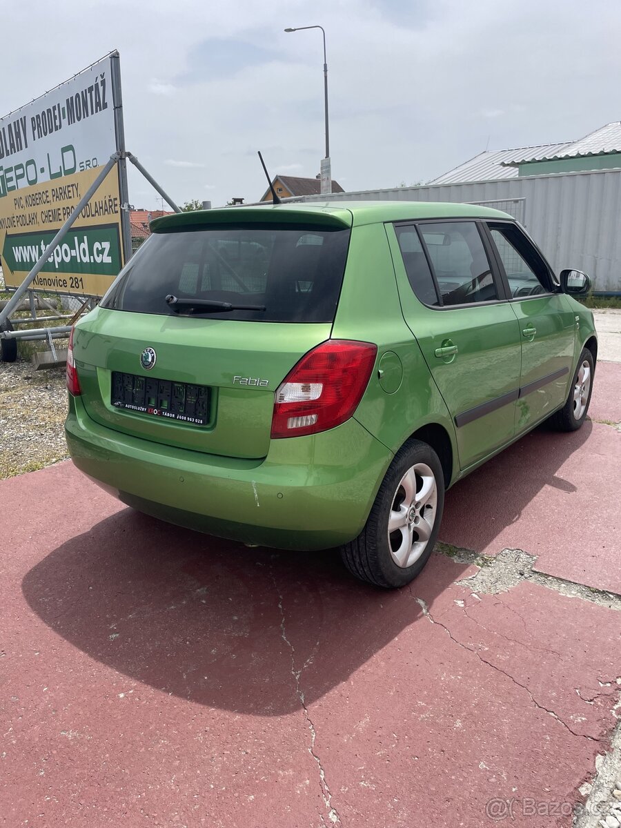 Škoda Fabia 2 1.6tdi - 4