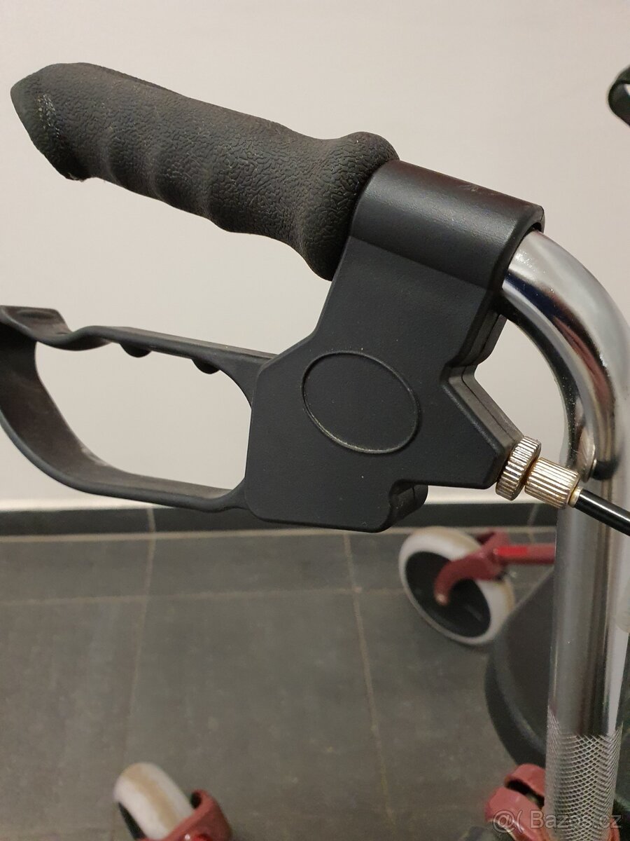 NOVÉ KOLEČKOVÉ chodítko i s dovozem nebo POŠTA - 4