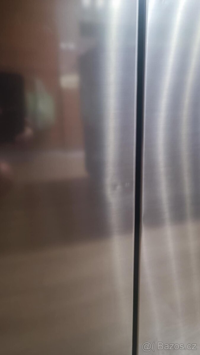 LG americká lednice s výrobníkem ledu - 4