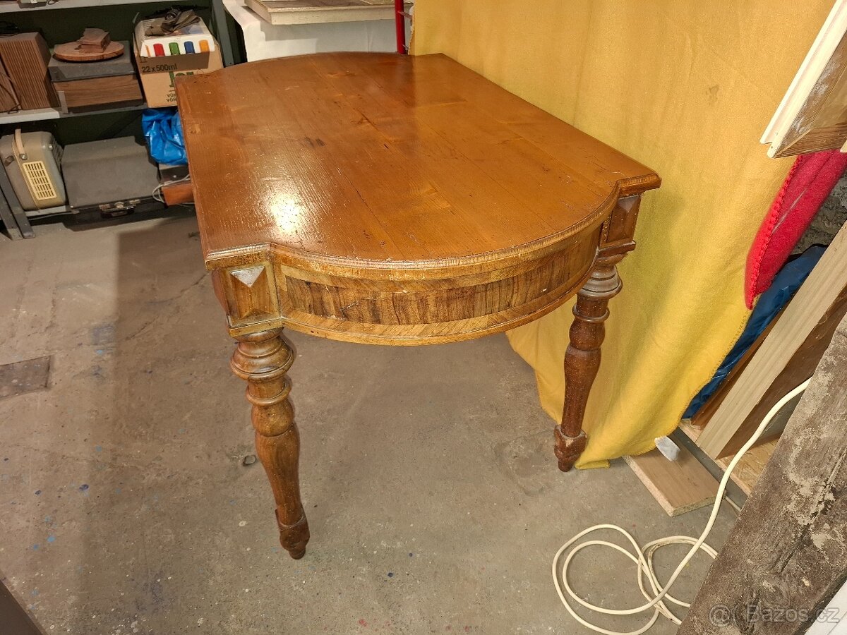 Starožitný stůl - 4