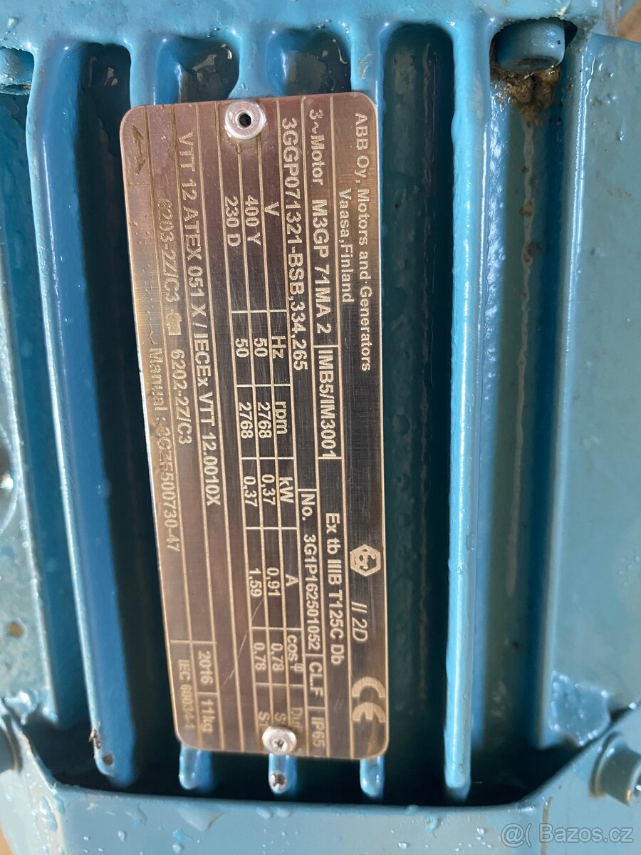 Elektromotor s převodovkou - 4