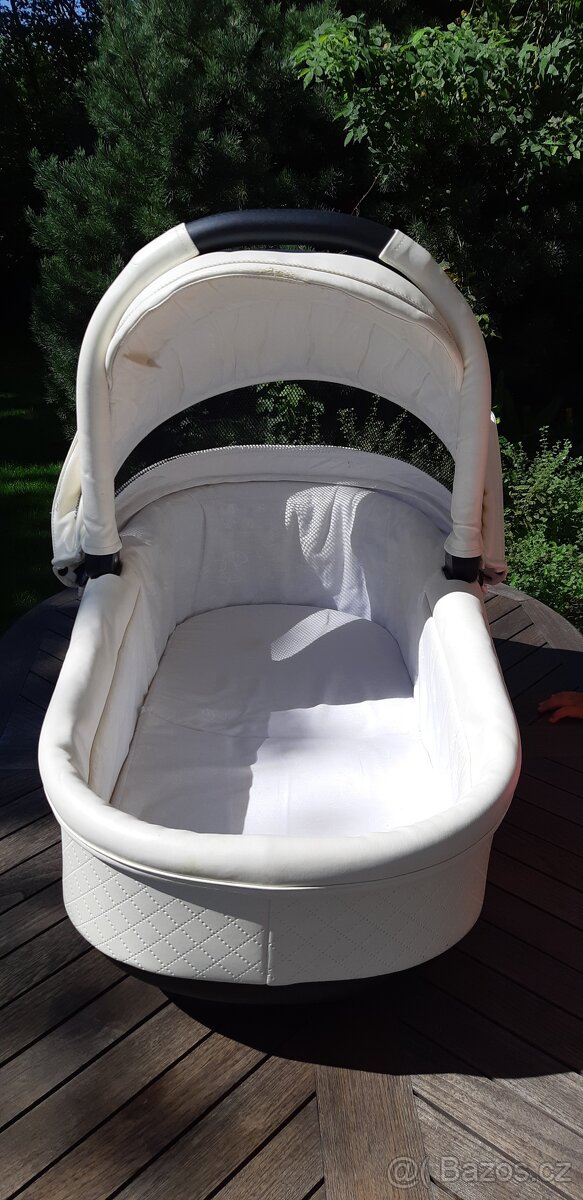 Dětský kočárek - korbička a sporťák s adapterem na "vajíčko - 4