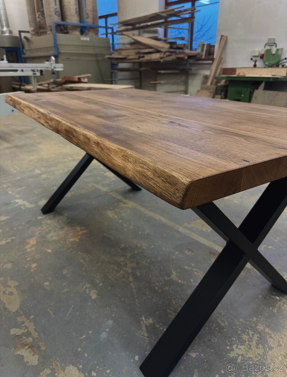 Dubový masivní stůl - 4