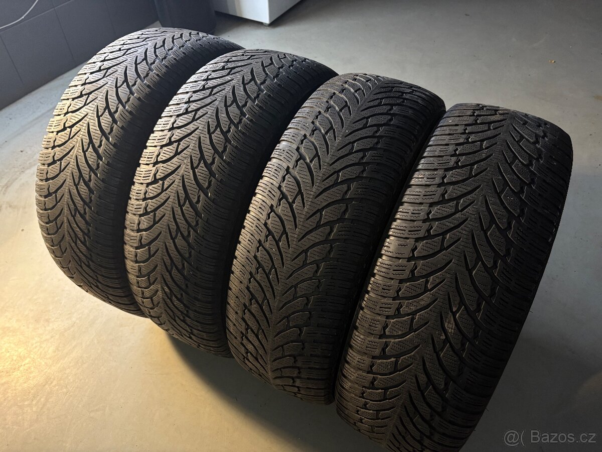 Zimní pneu Nokian 235/65R18 - 4