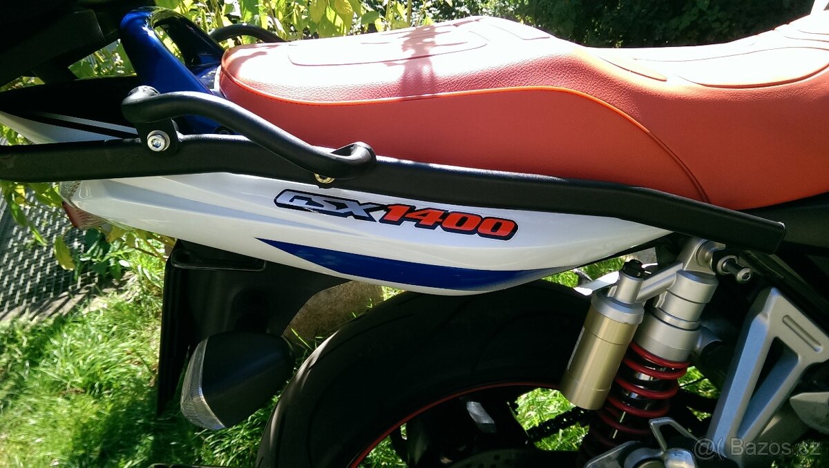 Suzuki GSX 1400 - 4