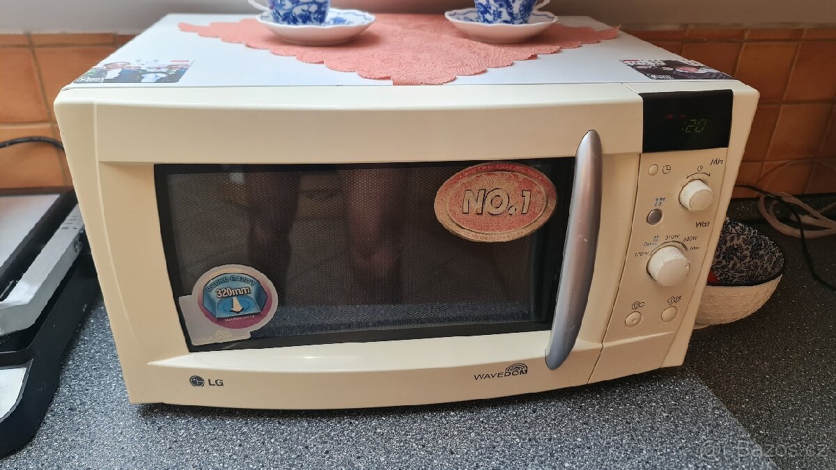 Mikrovlná trouba lg - 4