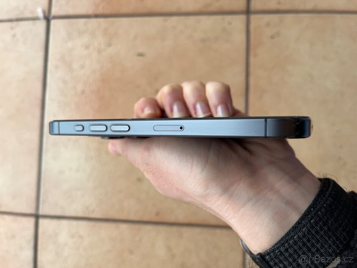 Apple IPhone 15 Pro 256GB - 4