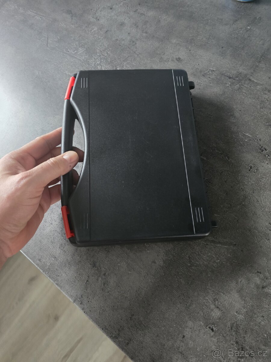 Detektor radiace - 4