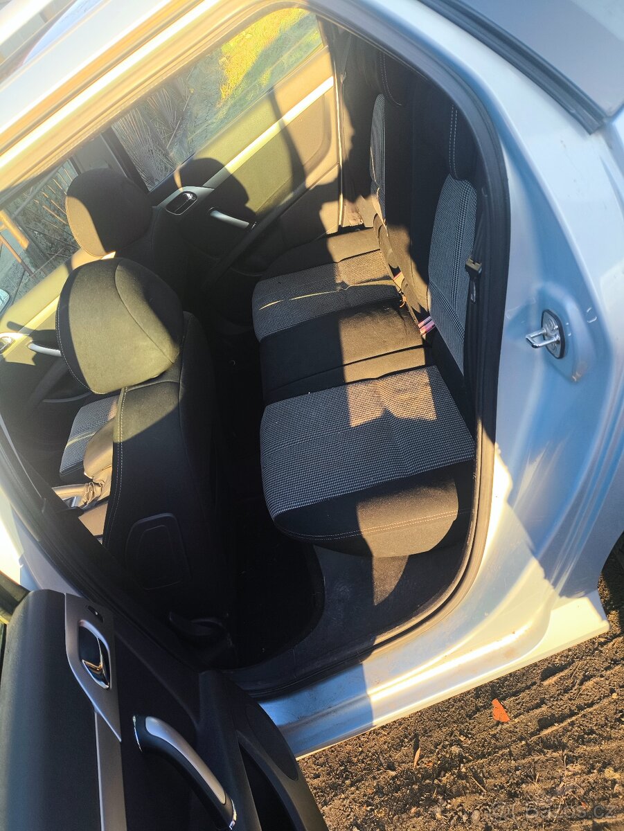 PEUGEOT 407 SW 2.0HDI 100KW - 4