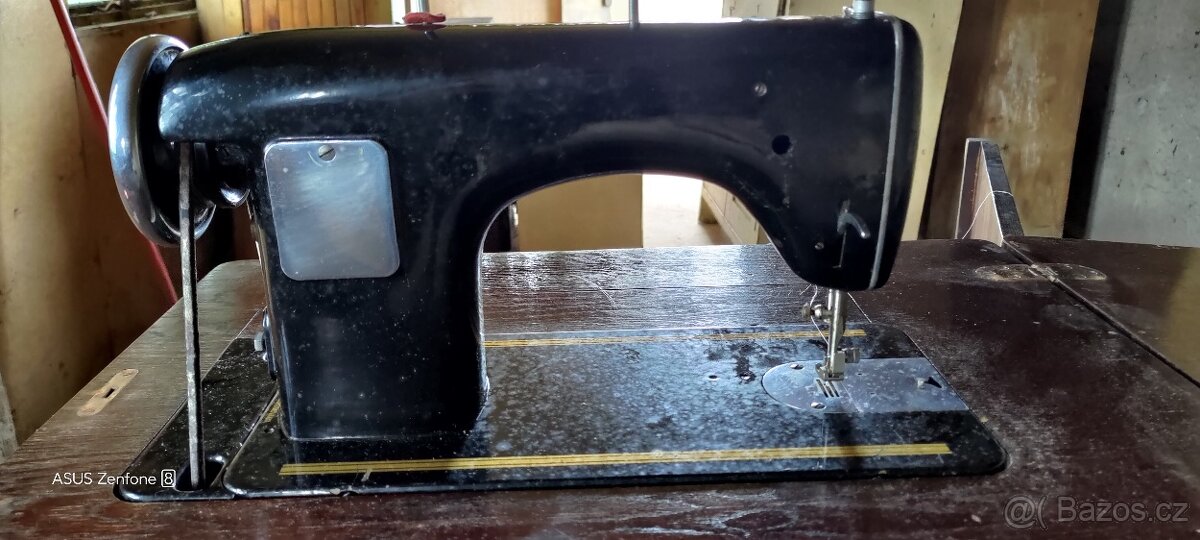 Šicí stroj Minerva - 4