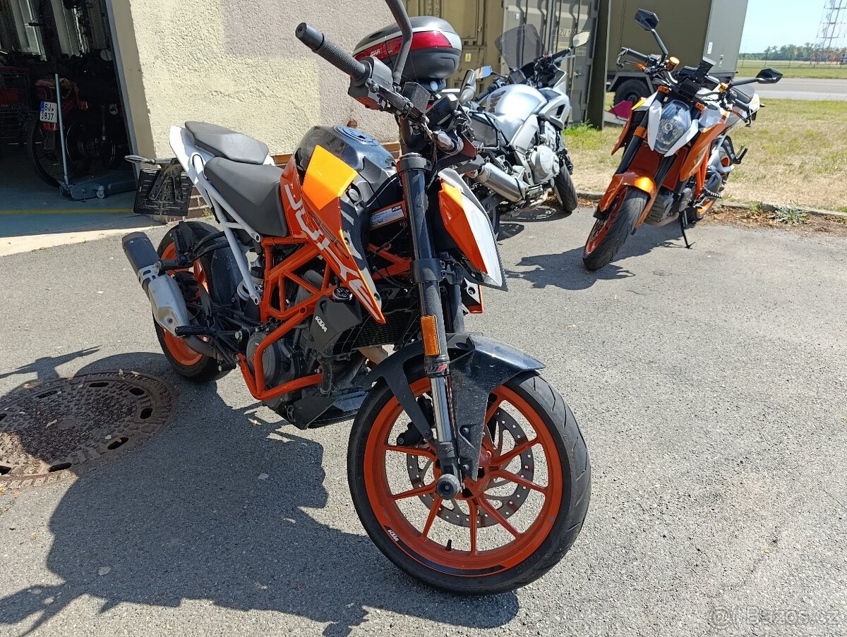 KTM Duke 390 - 4