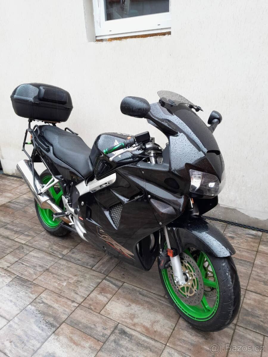 Honda VFR 800 FI, výborný stav, po velkém servisu, SLEVA - 4
