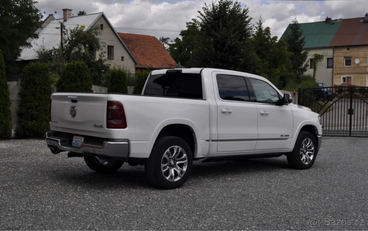 RAM 1500 LIMITED 2023 5.7 HEMI V8