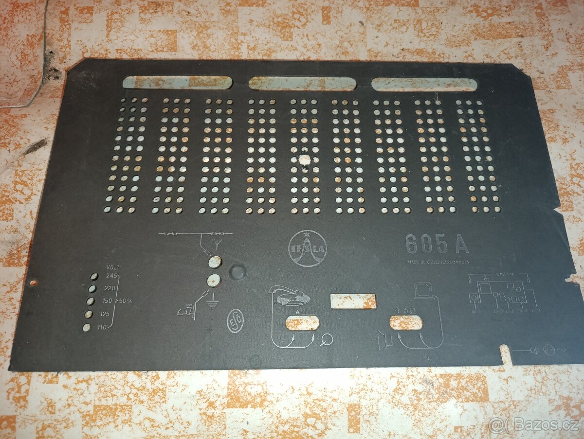 zadní kryty na historická radia - 4