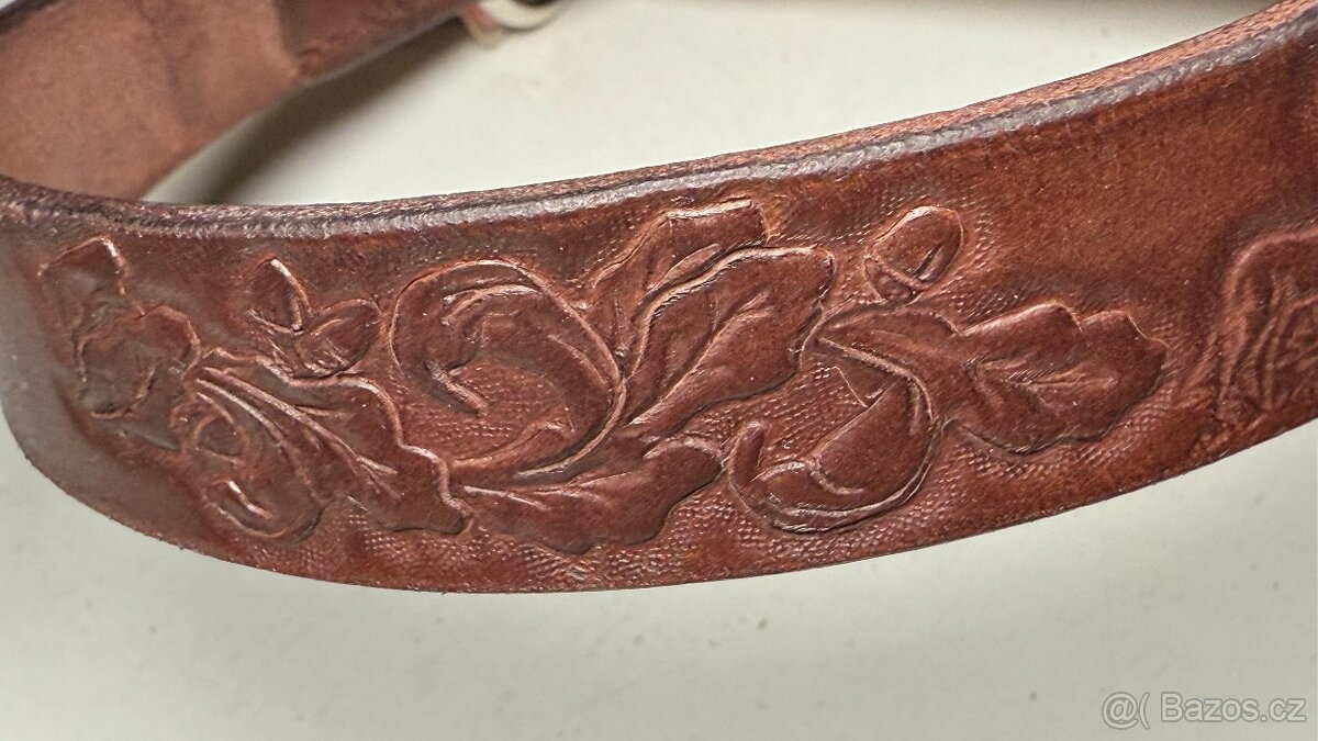 Stahovací kožený obojek s mysliveckým motivem - 4