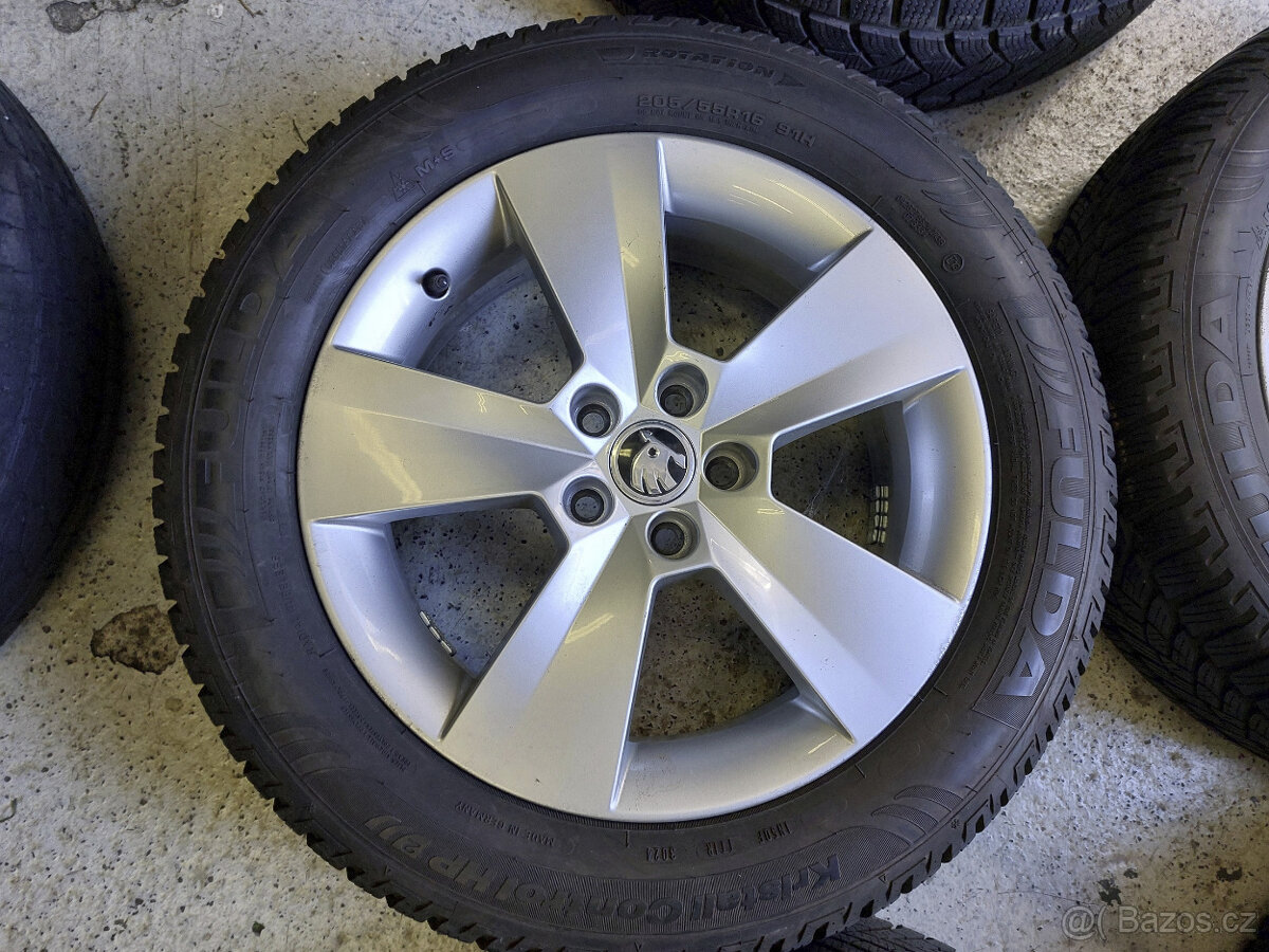 Originál alu kola 16" na Škoda Scala zimní pneu - 4