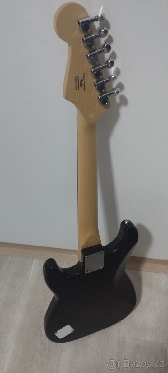 Fender Squier mini - 4