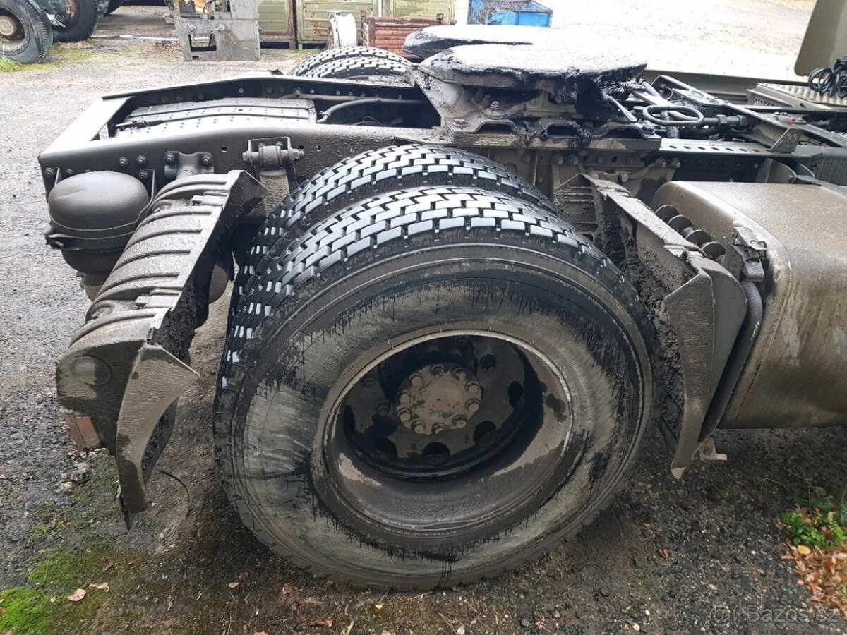 Mercedes 1846 Actros - 4