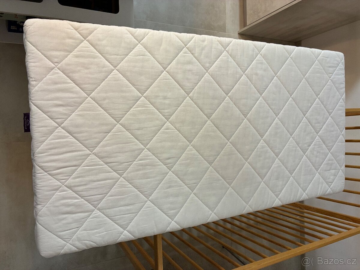 Dětská postýlka + matrace - 4