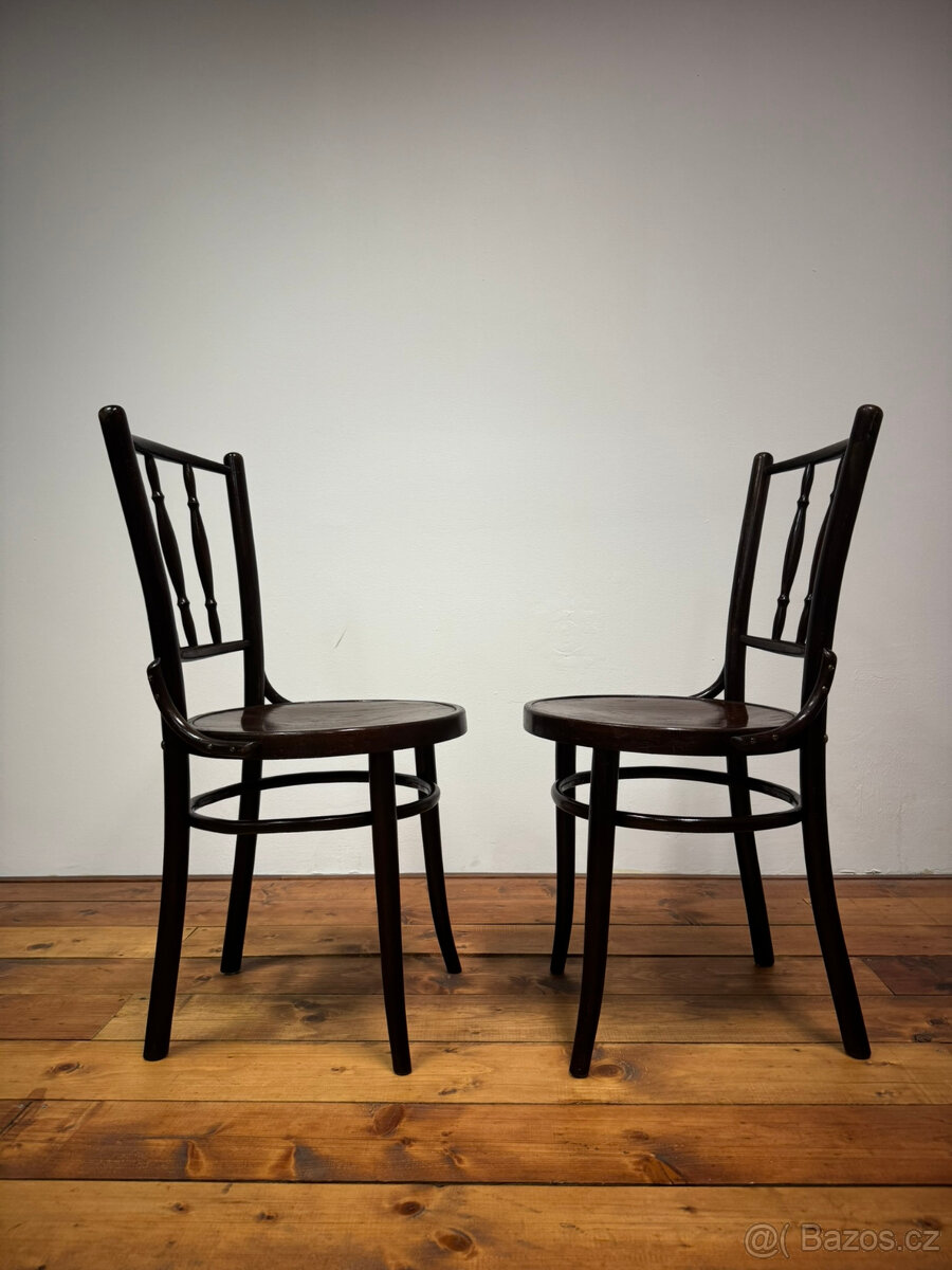 Vyhledávaná klasika - židle TON / Thonet __ 2 kusy - 4