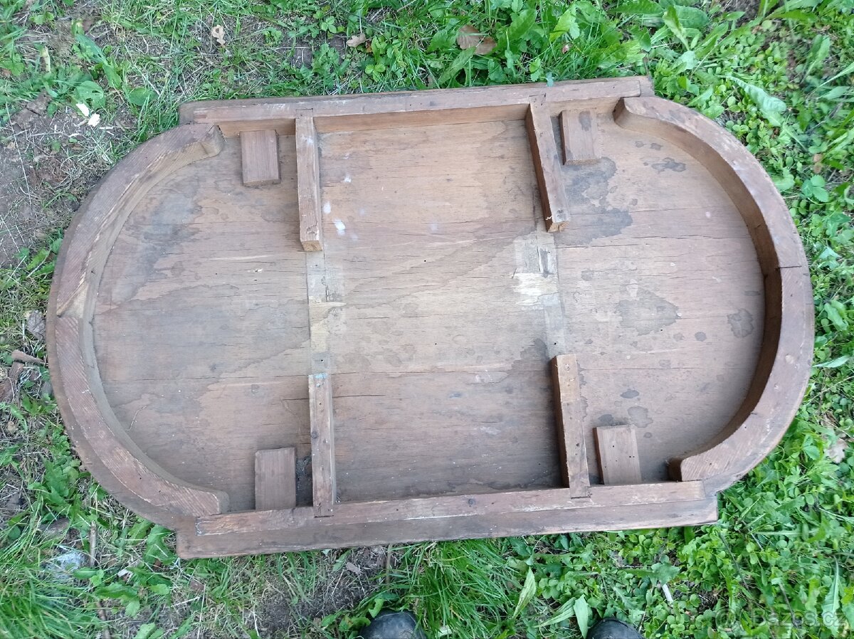 Prodam starožitný stůl k renovaci - 4