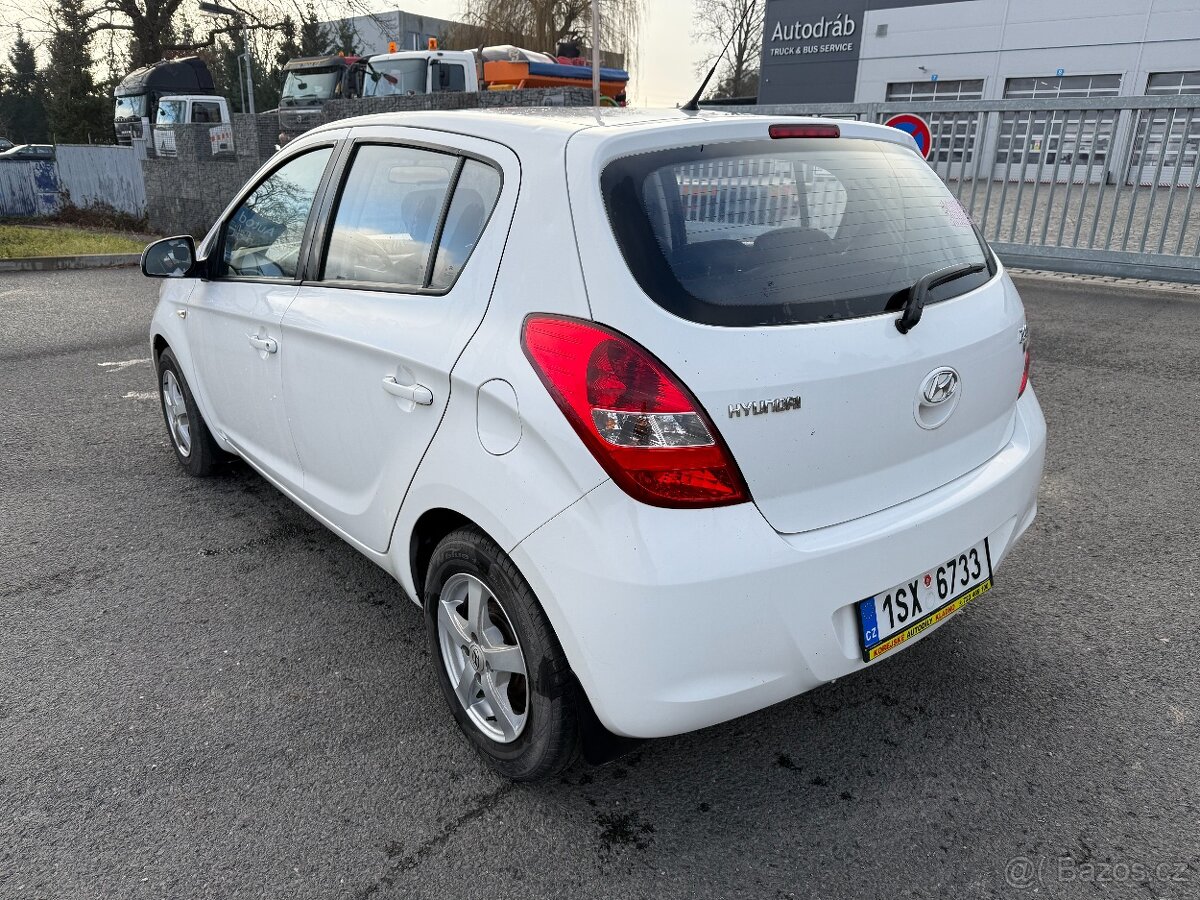 Hyundai I20, 2012 - 4