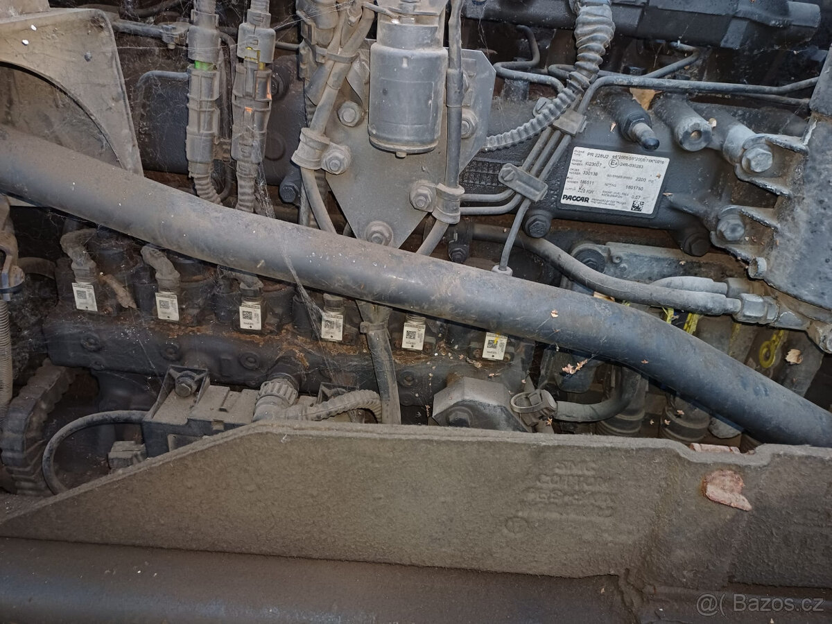 motor PACCAR, r.v. 2011 - 4