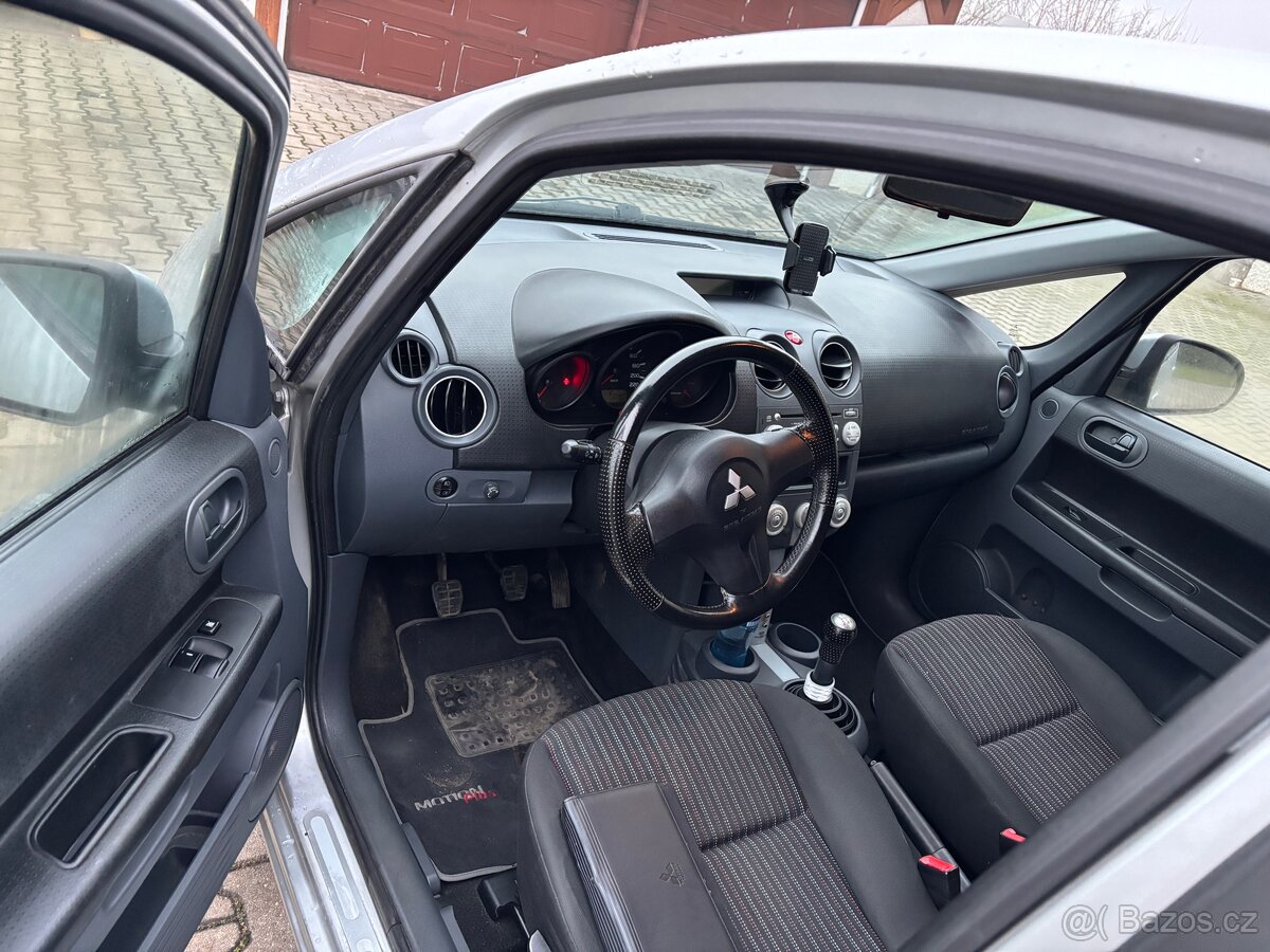 Mitsubishi Colt 1,3i-, r. 08, klima - 4