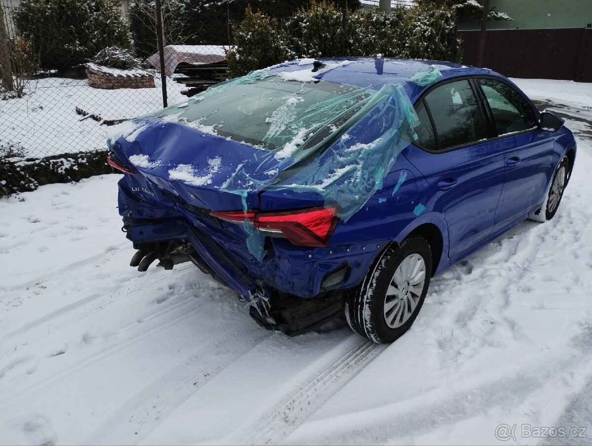 Škoda Octavia IV 2,0 tdi - 4