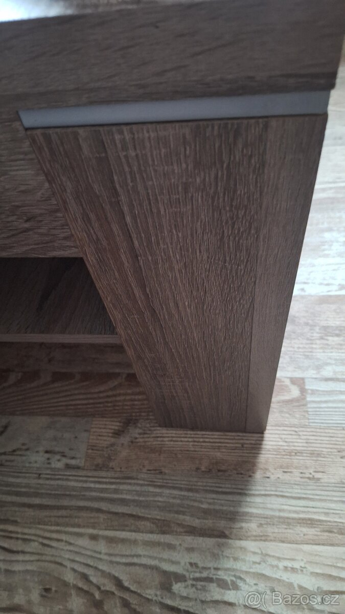 Konferenční stolek - 4