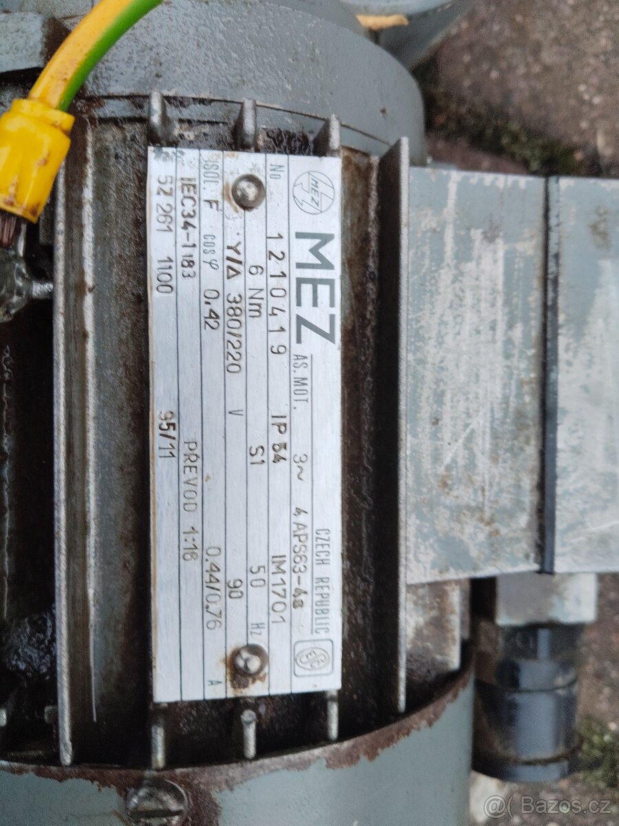 Elektro motor s převodovkou - 4