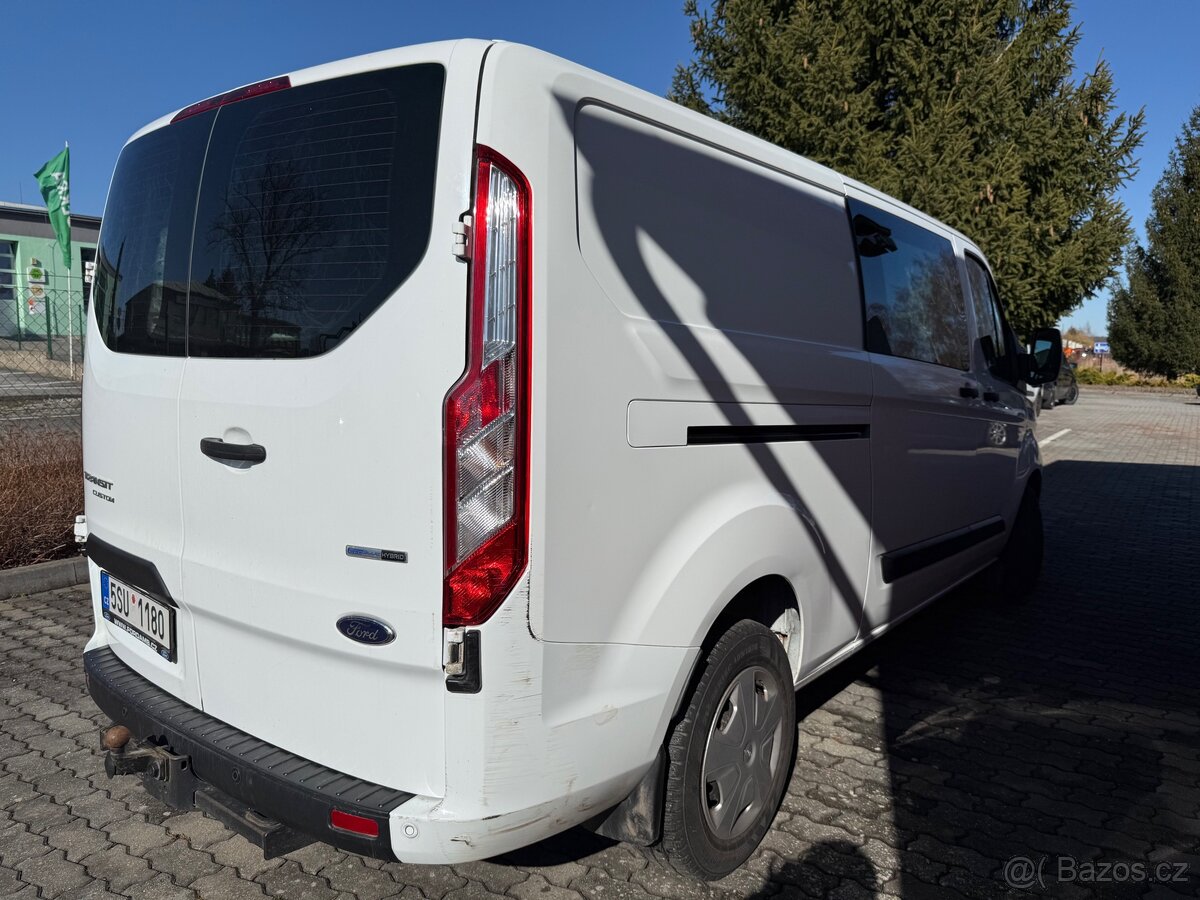 2022 FORD TRANSIT CUSTOM 2.0 77 kW MHEV L2 6 míst - 4
